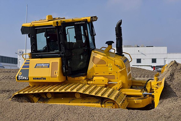 komatsu