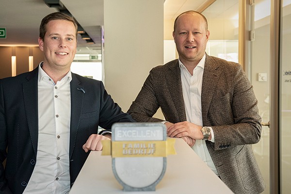 Hoogmartens Wegenbouw is Ambassadeur