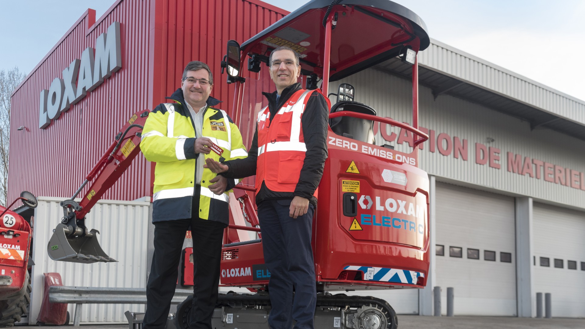 Loxam koopt elektrische minigraver van JCB 
