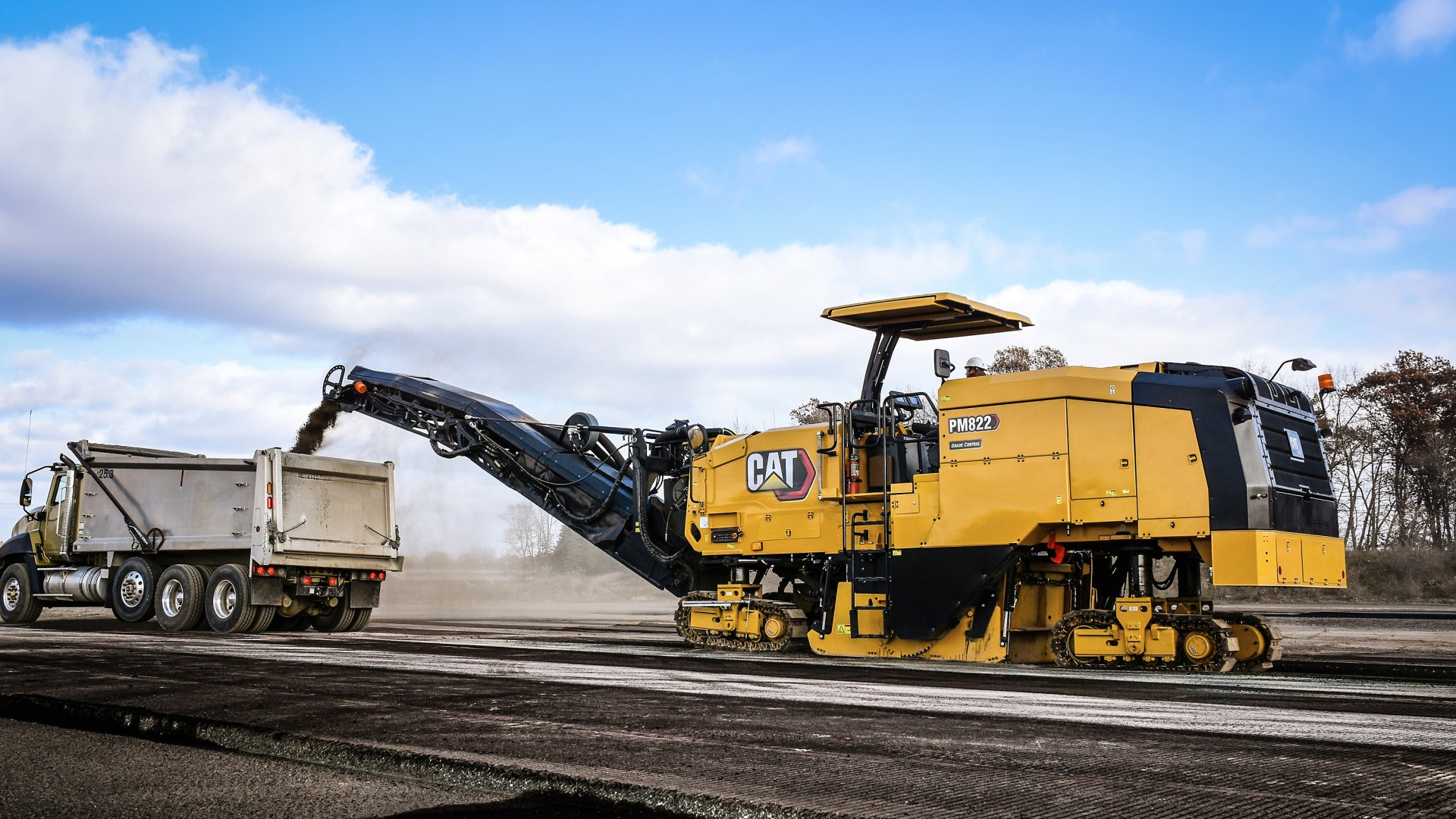 Caterpillar verbetert asfaltfrezen