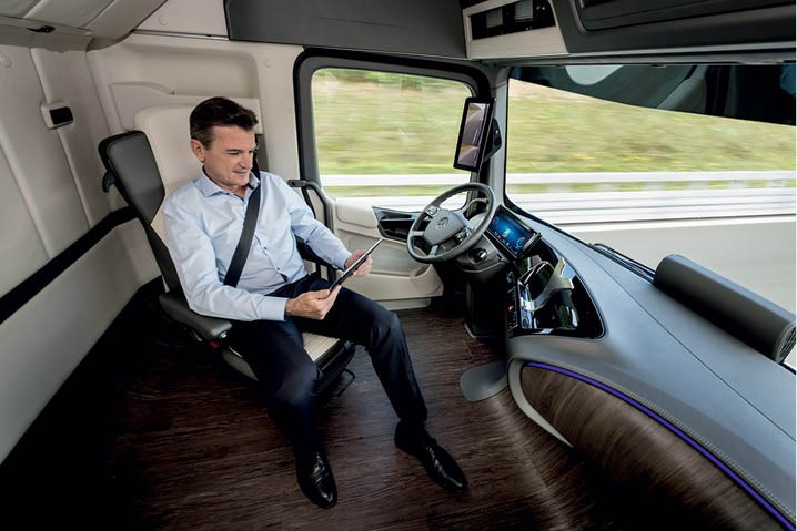 Welke taken kan de chauffeur van een zelfrijdende truck uitvoeren?