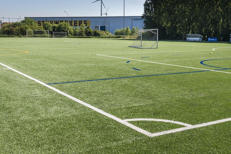 Gents voetbalveld wordt warmtebron voor de buurt