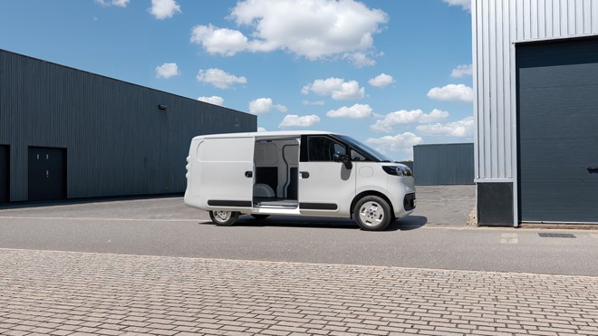 MAXUS---eDELIVER-5---PV---White-Exterior---Side_4